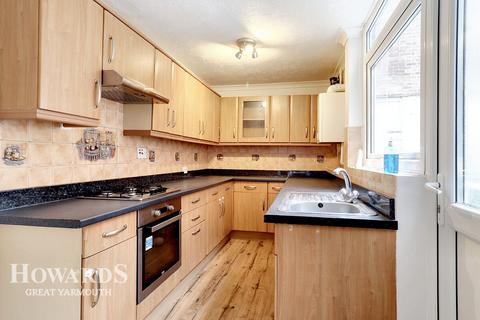 2 bedroom terraced house for sale, Ordnance Road, Great Yarmouth