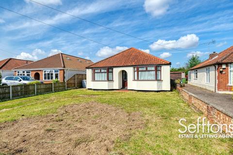 3 bedroom bungalow for sale, Pilling Road, Thorpe St Andrew, NR7