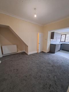 2 bedroom terraced house to rent, Park Terrace, Peterlee SR8