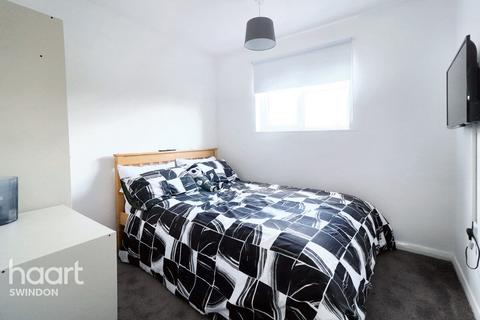 1 bedroom flat for sale, Kirkstall Close, Swindon