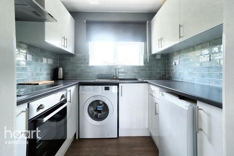 1 bedroom flat for sale, Kirkstall Close, Swindon