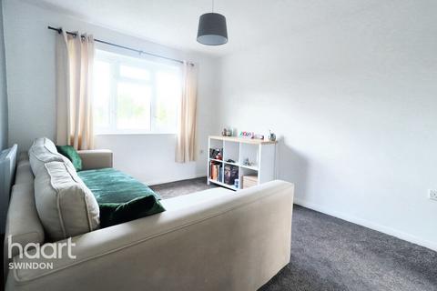 1 bedroom flat for sale, Kirkstall Close, Swindon