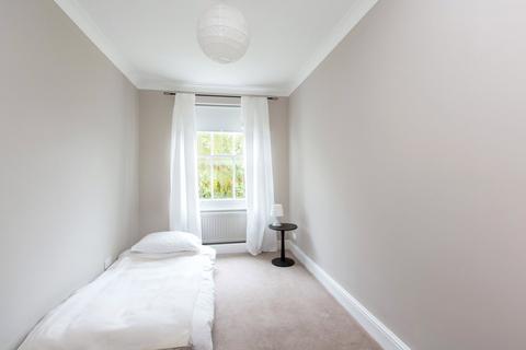 31a Randolph Avenue, London, W9 1BQ