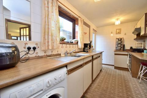 3 bedroom terraced house for sale, Woburn Close, Glen Parva, Leicester, LE2