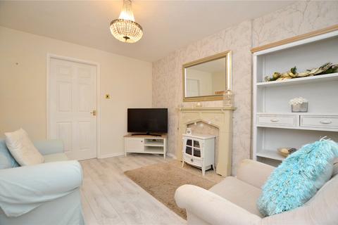 2 bedroom end of terrace house for sale, Marlowe Close, Pudsey, West Yorkshire