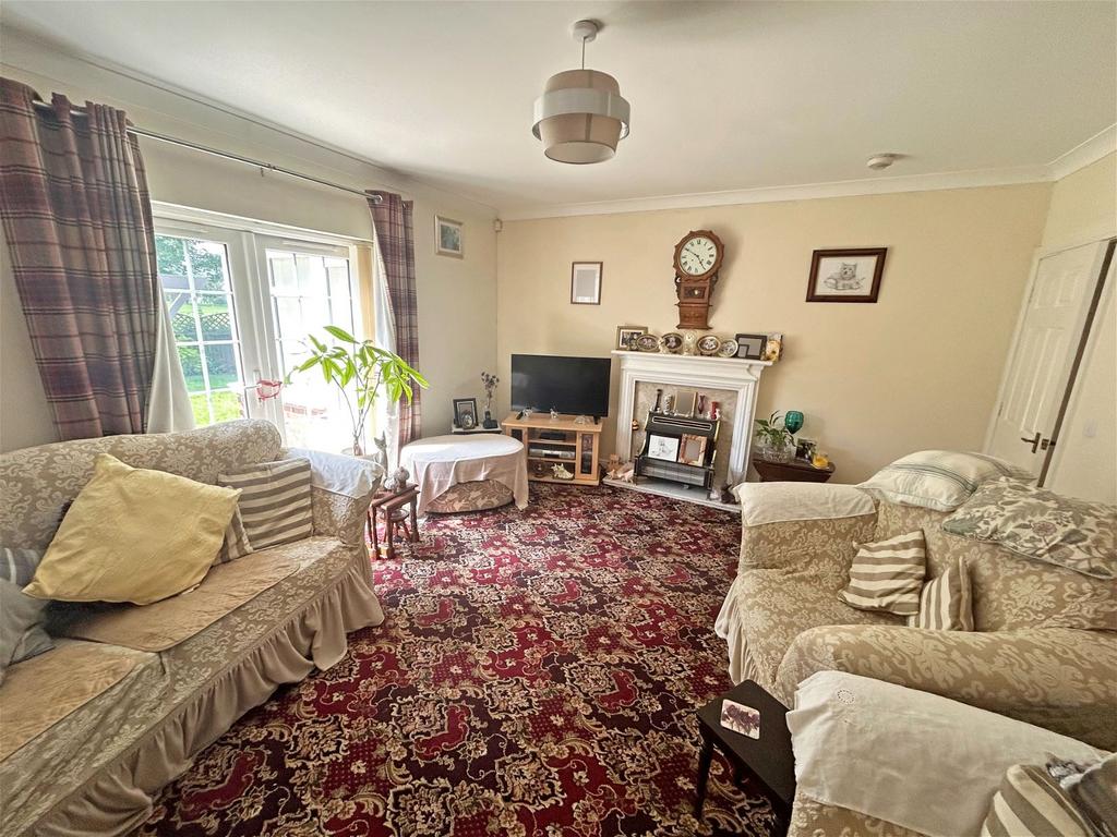 The Belfry, Wentworth Close... 3 bed detached bungalow for sale £300,000