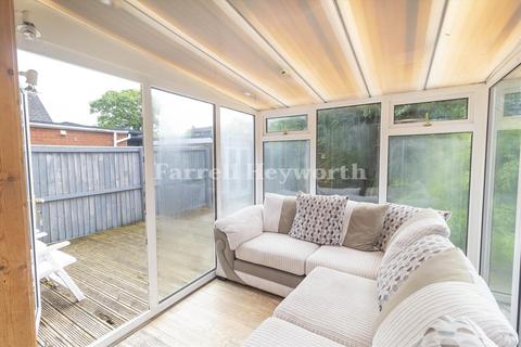 52 Alder Grove, Poulton-le-fylde, FY6 8EH