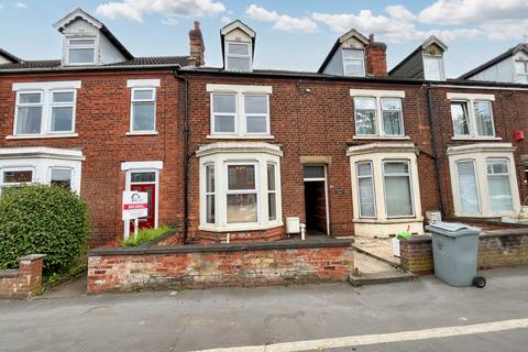 3 bedroom terraced house for sale, Harlaxton Road, Grantham, NG31 7AG