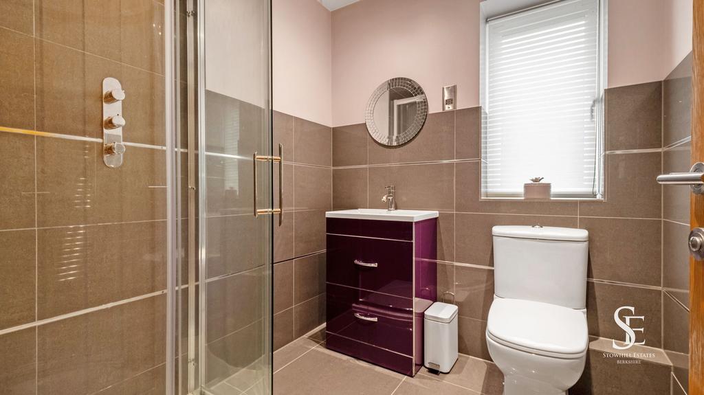 Bedroom 2 En Suite