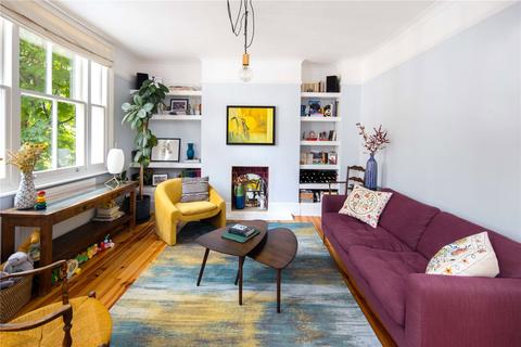 18c Downs Road, London, E5 8DD