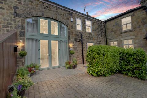 3 bedroom barn conversion for sale, Shadwell Lane, Moortown, Leeds, West Yorkshire, LS17 8AQ