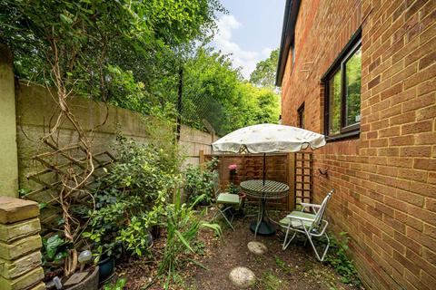 9 Camberley Close, Cheam, Sutton, SM3 9BH