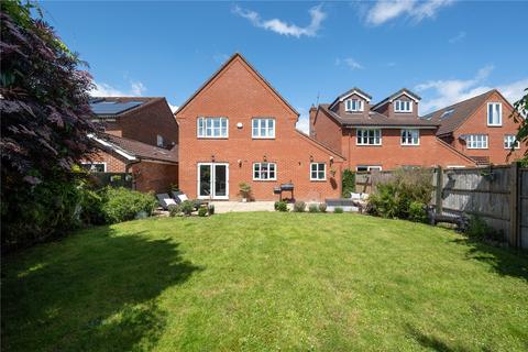 37c Forge End, St Albans, AL2 3EQ