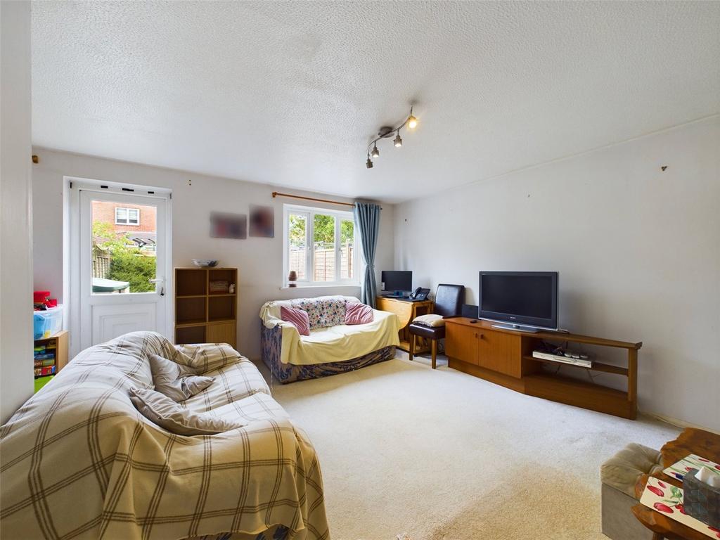 Millers Dyke, Quedgeley, Gloucester... 3 bed terraced house for sale