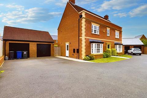 9 Cartmel Close, Towcester, NN12 6UA