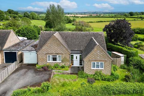 4 bedroom bungalow for sale, Todenham, Moreton-in-Marsh, Gloucestershire. GL56 9PA