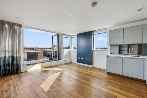 2 bedroom flat for sale, Goldhawk Road, London W12