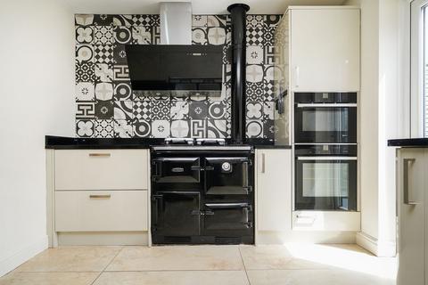 4 bedroom detached house for sale, Oxclose Drive, Dronfield S18