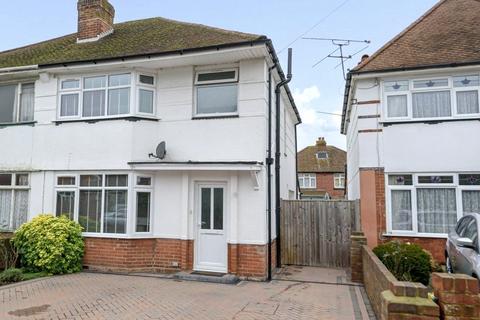 3 bedroom semi-detached house to rent, Marianne Close, Hampshire SO15