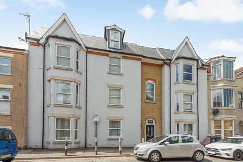 2 bedroom apartment for sale, Dolphin Street, Herne Bay