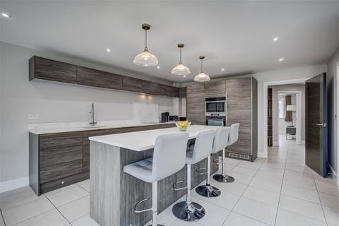 114 Mill Road, Stock, Ingatestone, CM4 9LN