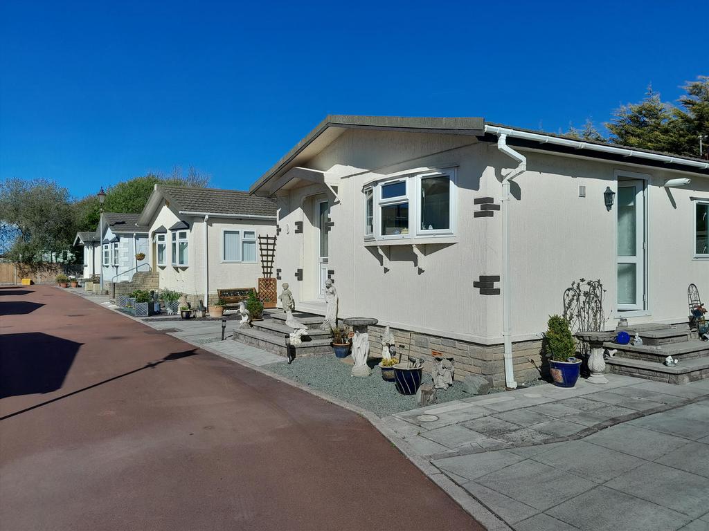 Westcliffe Drive Sit