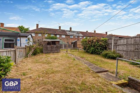 3 bedroom terraced house for sale, Penrith Road, Romford, RM3