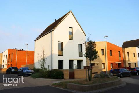 Shepherd Purse Way, Norwich