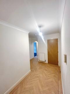 2 bedroom flat to rent, Honeypot Lane, Stanmore HA7