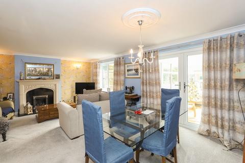 12 Oldale Grove, Sheffield, S13 7NA