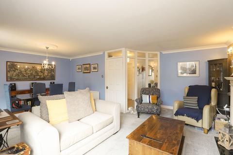 12 Oldale Grove, Sheffield, S13 7NA