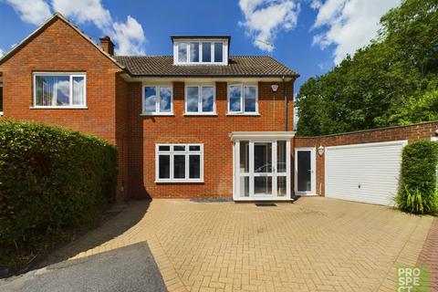 3 bedroom semi-detached house for sale, Staverton Close, Bracknell, Berkshire, RG42