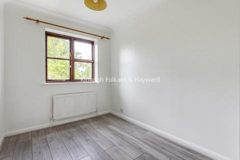 2 bedroom flat to rent, Bromley Road Bromley BR2