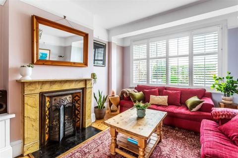 37 Montem Road, New Malden, KT3 3QU