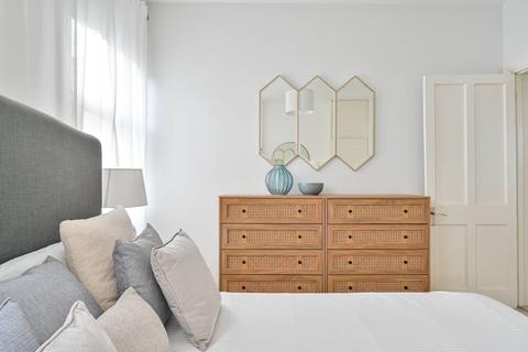 21 Harbinger Road, London, E14 3AA