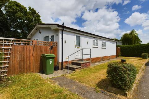 2 bedroom park home for sale, Holly Close, Thatcham, RG19