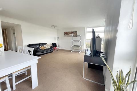 2 bedroom apartment for sale, Denham Lodge, Uxbridge