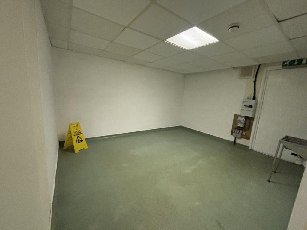 Rear Store/prep area