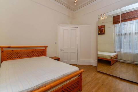 2 bedroom flat to rent, Castletown Road, West Kensington, London, W14