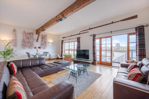 4 bedroom apartment for sale, Hays Court, Rotherhithe Street, London, SE16