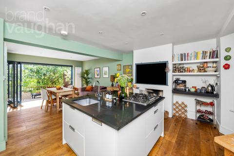 4 bedroom terraced house for sale, Richmond Road, Brighton, East Sussex, BN2