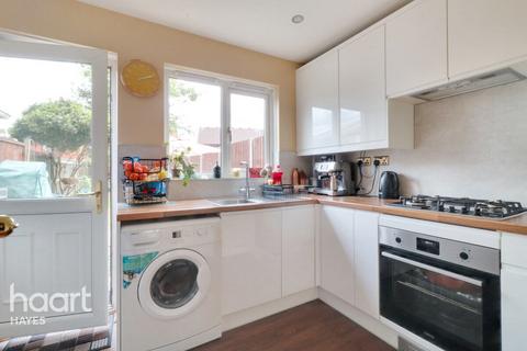 2 bedroom terraced house for sale, Berrydale Road, Hayes