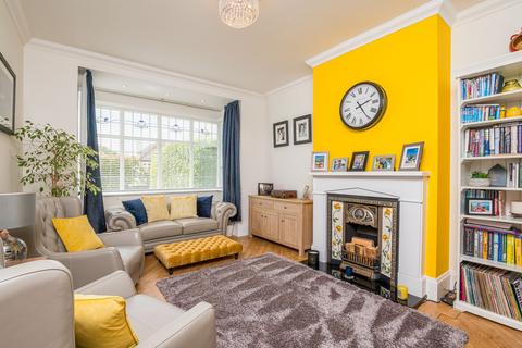 4 bedroom semi-detached house for sale, St. Augustines Avenue, Thorpe Bay, SS1