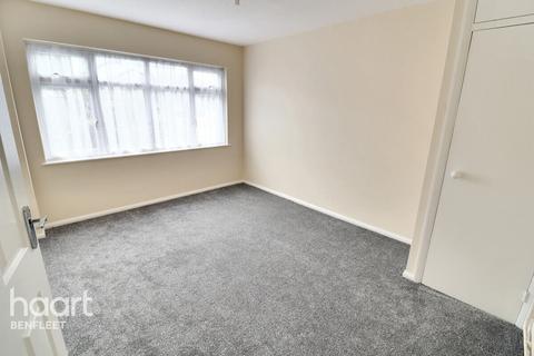 3 Boyton Close, Benfleet, SS7 3BJ