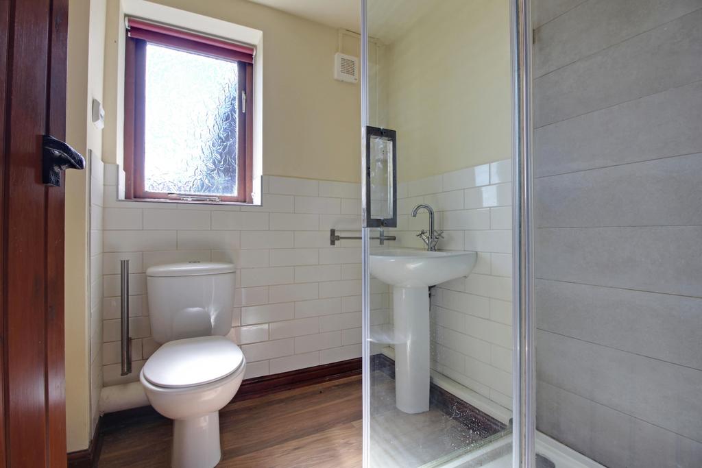 1st Floor Shower Room