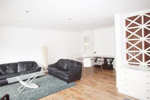 3 bedroom maisonette to rent, Impressive 3 bedrooms maisonette available to rent in Stanmore Ha7