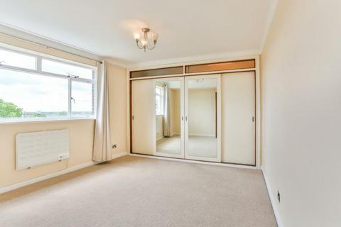 3 bedroom apartment to rent, Monckton Court, Strangways Terrace, Kensington, W14