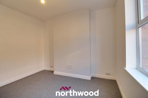 2 bedroom terraced house to rent, Stoneclose Avenue, Doncaster DN4