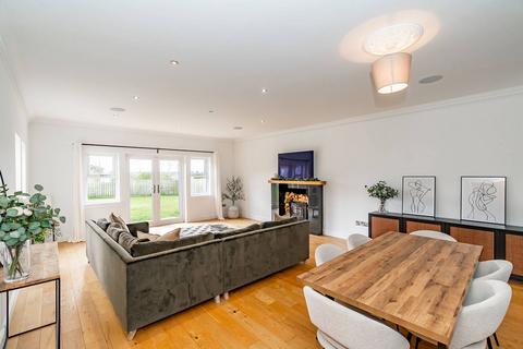 5 bedroom detached house for sale, 4 Roseview Farm Steading, Leadburn, West Linton, EH46 7BE