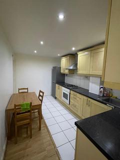 4 bedroom flat to rent, Shadwell , E1